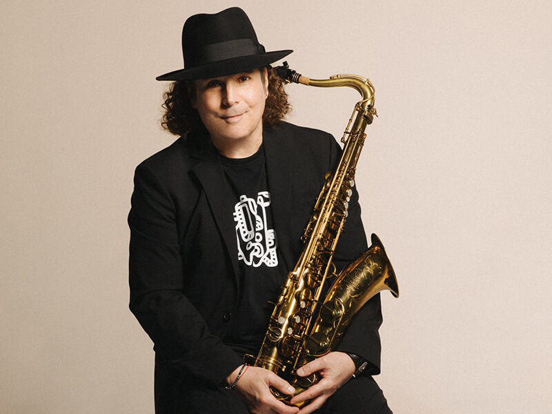 bio-01-Boney-James_photo-credit-DescribeTheFauna