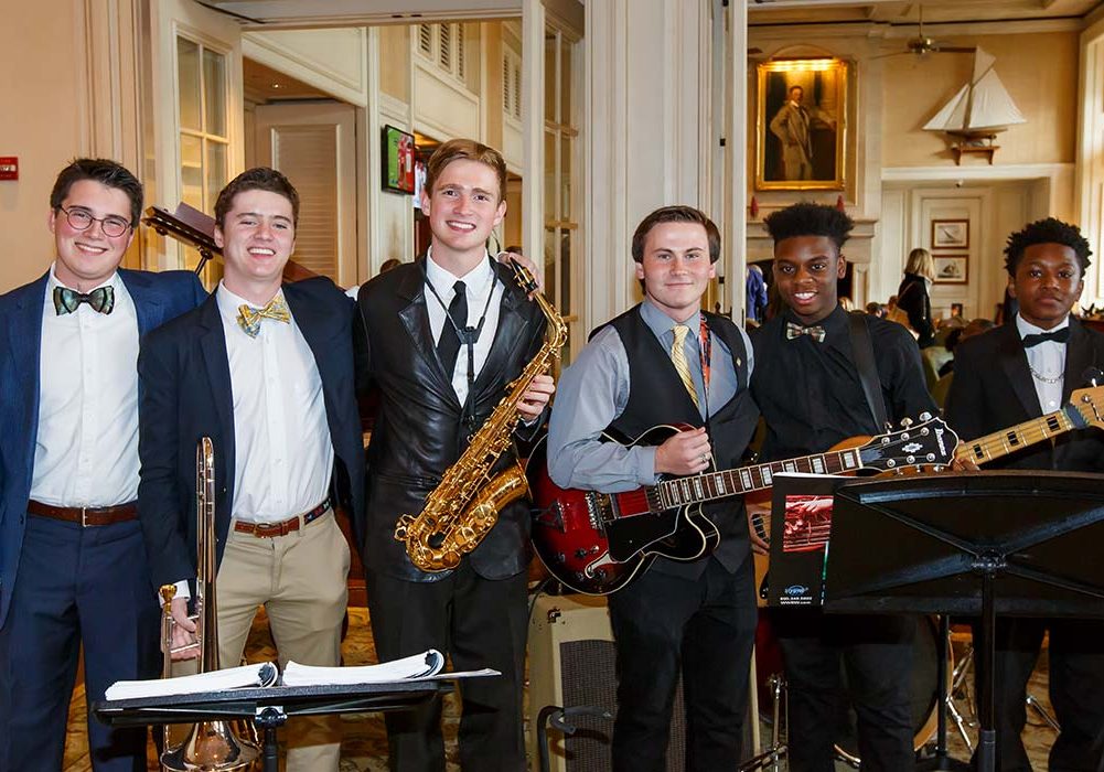 6)-The-Unusual-Suspects