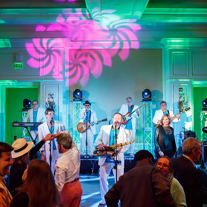 9)-East-Coast-Party-Band